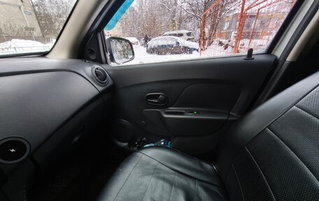 Renault Sandero II рестайлинг, 2016 год, 700 000 рублей, 8 фотография