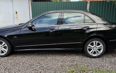 Mercedes-Benz E-Класс, 2012 год, 3 200 000 рублей, 7 фотография