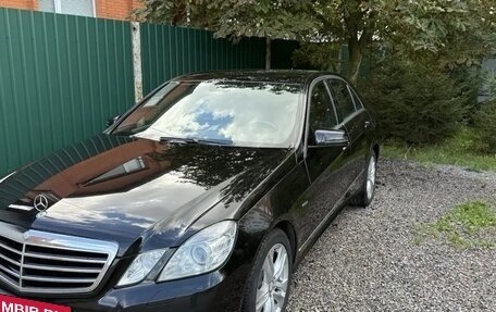 Mercedes-Benz E-Класс, 2012 год, 3 200 000 рублей, 6 фотография