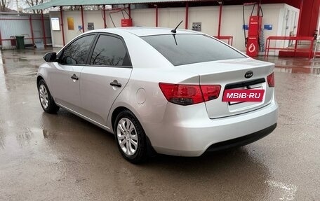 KIA Cerato III, 2009 год, 880 000 рублей, 3 фотография