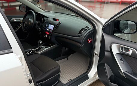 KIA Cerato III, 2009 год, 880 000 рублей, 12 фотография