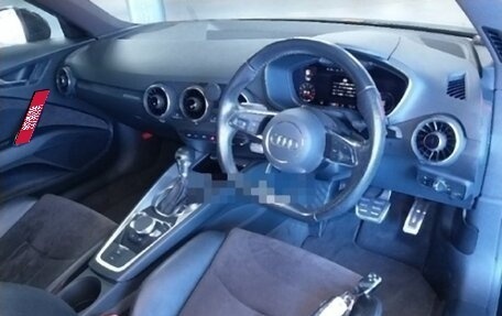 Audi TT, 2016 год, 2 500 000 рублей, 25 фотография