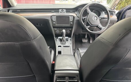 Volkswagen Passat B8 рестайлинг, 2015 год, 1 750 000 рублей, 11 фотография