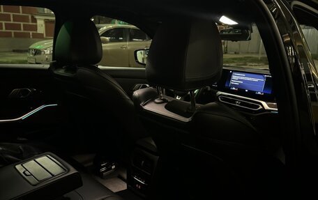 BMW 3 серия, 2023 год, 6 900 000 рублей, 13 фотография