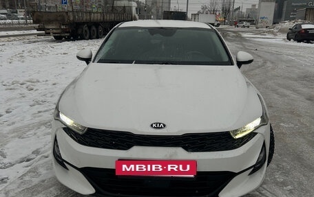KIA K5, 2020 год, 2 250 000 рублей, 9 фотография