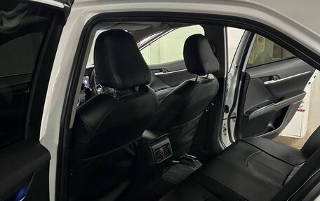 Toyota Camry, 2019 год, 3 000 000 рублей, 14 фотография