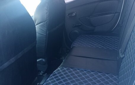 Renault Logan II, 2016 год, 730 000 рублей, 6 фотография