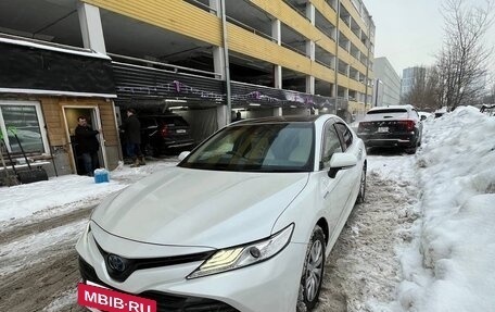 Toyota Camry, 2019 год, 3 000 000 рублей, 8 фотография