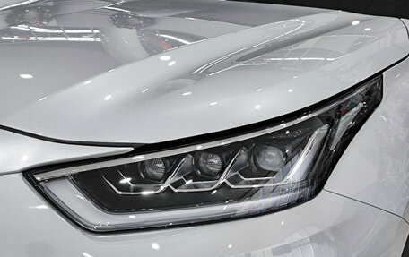 Toyota Highlander, 2025 год, 5 850 000 рублей, 21 фотография