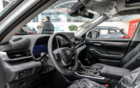 Toyota Highlander, 2025 год, 5 850 000 рублей, 20 фотография