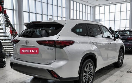 Toyota Highlander, 2025 год, 5 850 000 рублей, 6 фотография