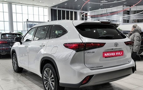 Toyota Highlander, 2025 год, 5 850 000 рублей, 8 фотография