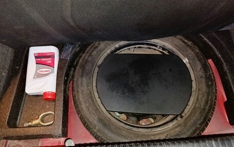 Volkswagen Polo III рестайлинг, 2001 год, 300 000 рублей, 1 фотография