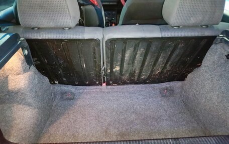 Volkswagen Polo III рестайлинг, 2001 год, 300 000 рублей, 2 фотография