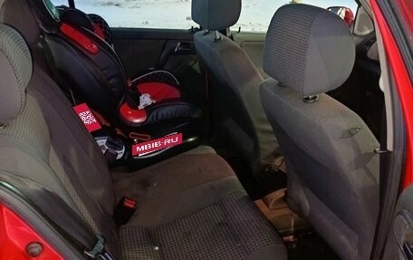 Volkswagen Polo III рестайлинг, 2001 год, 300 000 рублей, 8 фотография