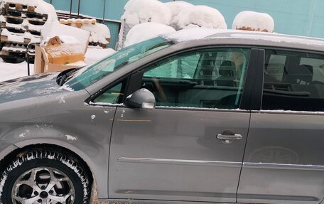 Volkswagen Touran III, 2007 год, 750 000 рублей, 3 фотография