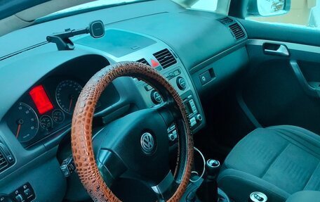 Volkswagen Touran III, 2007 год, 750 000 рублей, 5 фотография