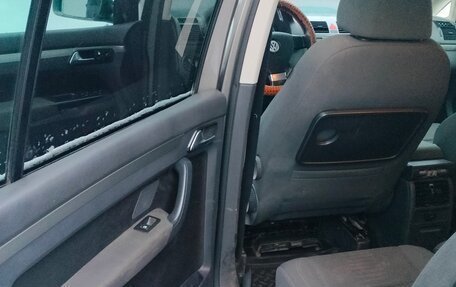 Volkswagen Touran III, 2007 год, 750 000 рублей, 10 фотография