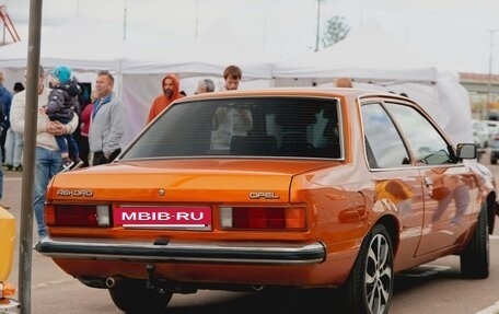 Opel Rekord E, 1980 год, 485 000 рублей, 2 фотография