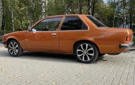 Opel Rekord E, 1980 год, 485 000 рублей, 31 фотография