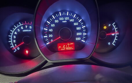 KIA Rio III рестайлинг, 2013 год, 750 000 рублей, 5 фотография