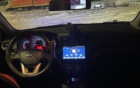 KIA Rio III рестайлинг, 2013 год, 750 000 рублей, 3 фотография