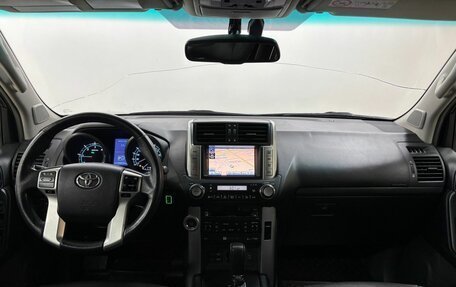 Toyota Land Cruiser Prado 150 рестайлинг 2, 2013 год, 3 100 000 рублей, 18 фотография