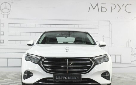 Mercedes-Benz E-Класс, 2024 год, 7 900 000 рублей, 2 фотография