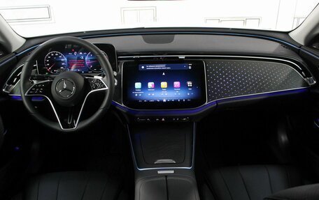 Mercedes-Benz E-Класс, 2024 год, 7 900 000 рублей, 5 фотография