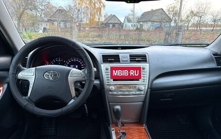 Toyota Camry, 2011 год, 1 190 000 рублей, 8 фотография
