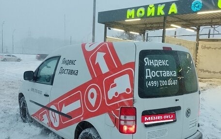 Volkswagen Caddy III рестайлинг, 2012 год, 700 000 рублей, 3 фотография