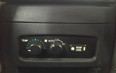 Toyota Land Cruiser Prado 120 рестайлинг, 2006 год, 1 780 000 рублей, 17 фотография