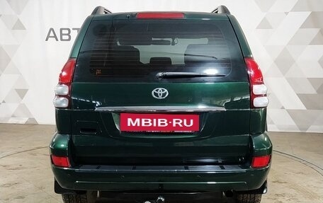 Toyota Land Cruiser Prado 120 рестайлинг, 2006 год, 1 780 000 рублей, 5 фотография