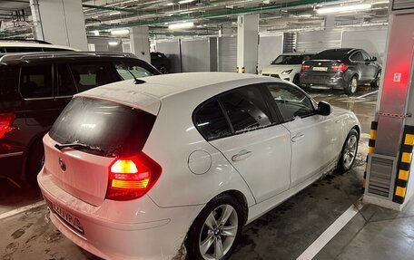 BMW 1 серия, 2011 год, 865 000 рублей, 4 фотография