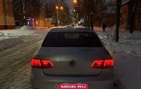 Volkswagen Passat B7, 2011 год, 1 000 000 рублей, 11 фотография