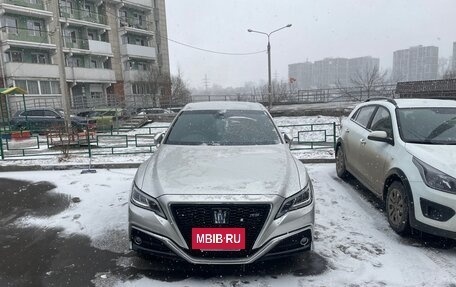 Toyota Crown, 2019 год, 4 200 000 рублей, 2 фотография