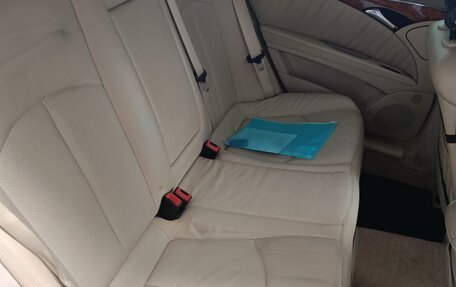 Mercedes-Benz E-Класс, 2004 год, 950 000 рублей, 3 фотография