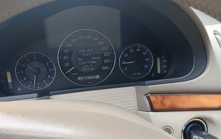 Mercedes-Benz E-Класс, 2004 год, 950 000 рублей, 6 фотография