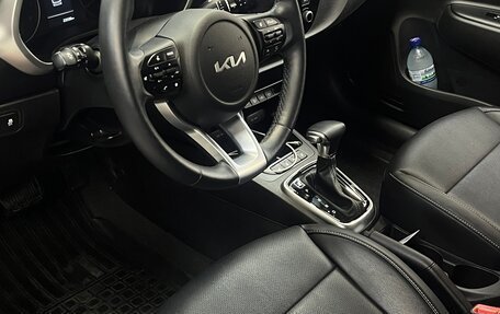 KIA Rio IV, 2022 год, 2 380 000 рублей, 8 фотография