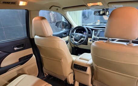 Toyota Highlander III, 2014 год, 2 300 000 рублей, 12 фотография