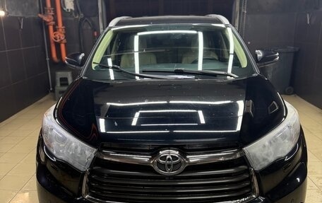 Toyota Highlander III, 2014 год, 2 300 000 рублей, 2 фотография