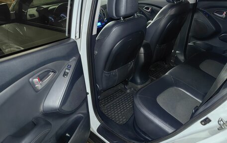 Hyundai ix35 I рестайлинг, 2011 год, 1 370 000 рублей, 16 фотография