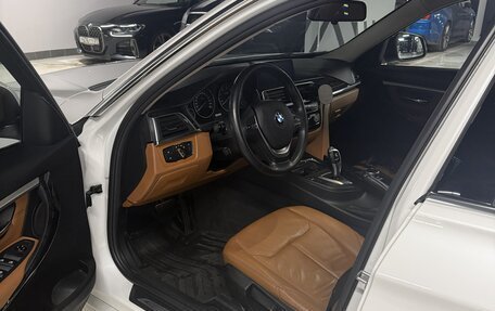 BMW 3 серия, 2017 год, 2 400 000 рублей, 6 фотография