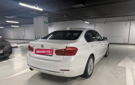 BMW 3 серия, 2017 год, 2 400 000 рублей, 4 фотография