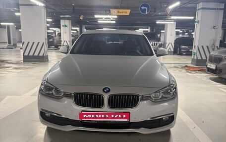 BMW 3 серия, 2017 год, 2 400 000 рублей, 3 фотография