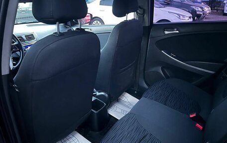 Hyundai Solaris II рестайлинг, 2014 год, 730 000 рублей, 19 фотография