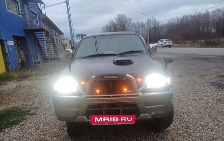 Mitsubishi Challenger I рестайлинг, 1996 год, 475 999 рублей, 8 фотография
