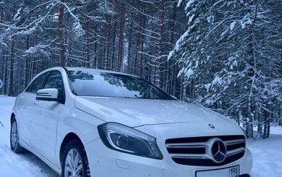 Mercedes-Benz A-Класс, 2014 год, 1 700 000 рублей, 1 фотография