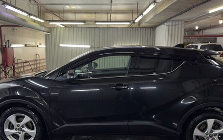 Toyota C-HR I рестайлинг, 2019 год, 2 300 000 рублей, 3 фотография