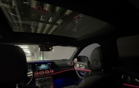 Mercedes-Benz E-Класс, 2021 год, 7 000 000 рублей, 9 фотография